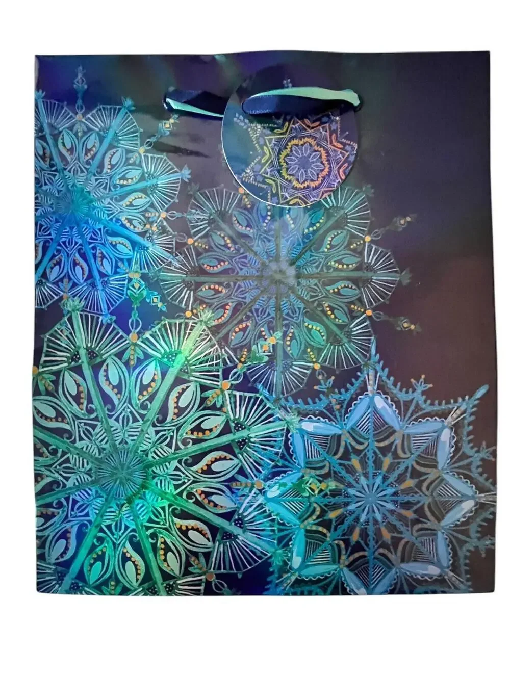 Christmas Gift Bags New 21 Pcs Various Sizes  and Designs NWT in Cellophane wrap